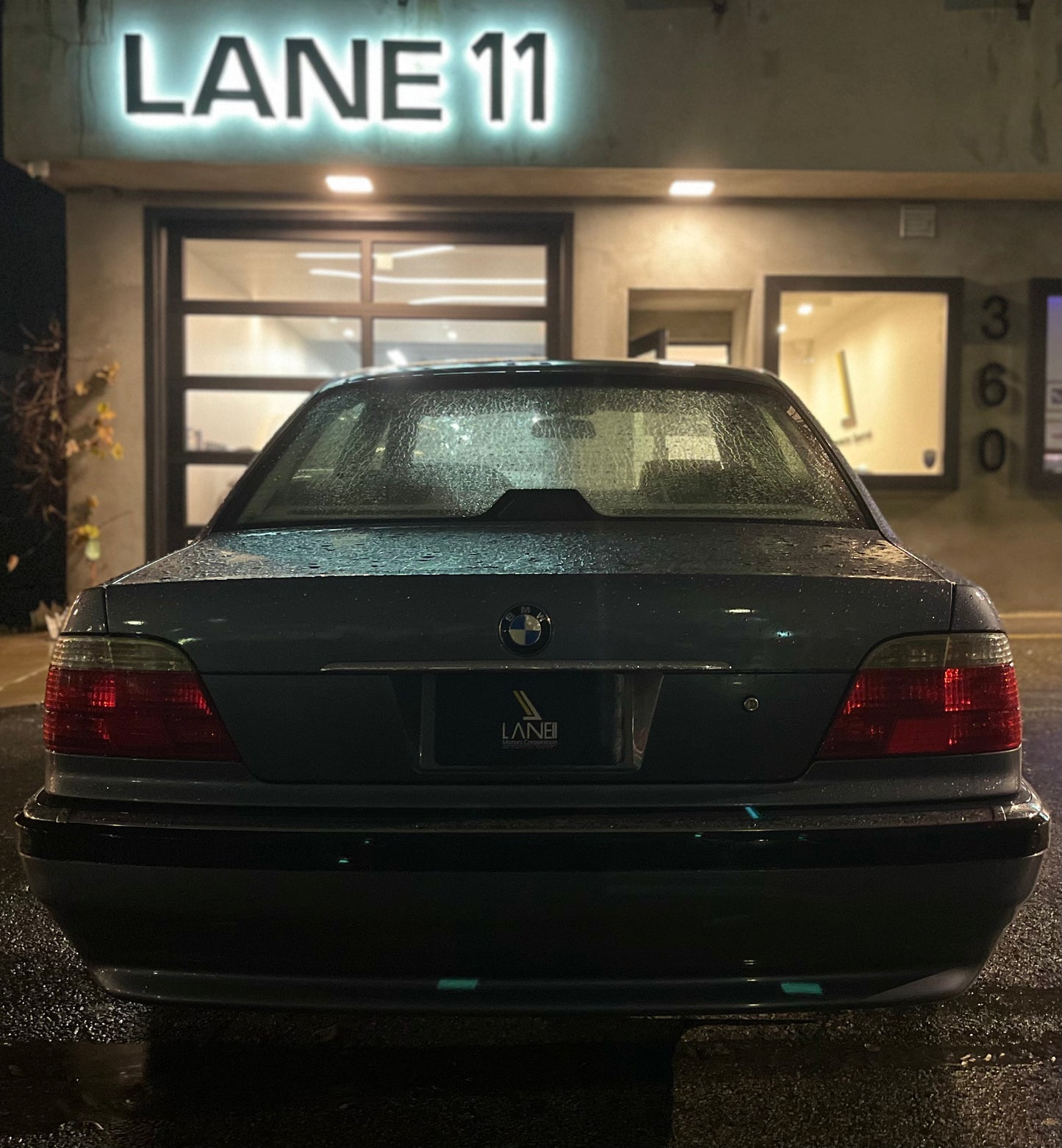 2001 BMW 740iL