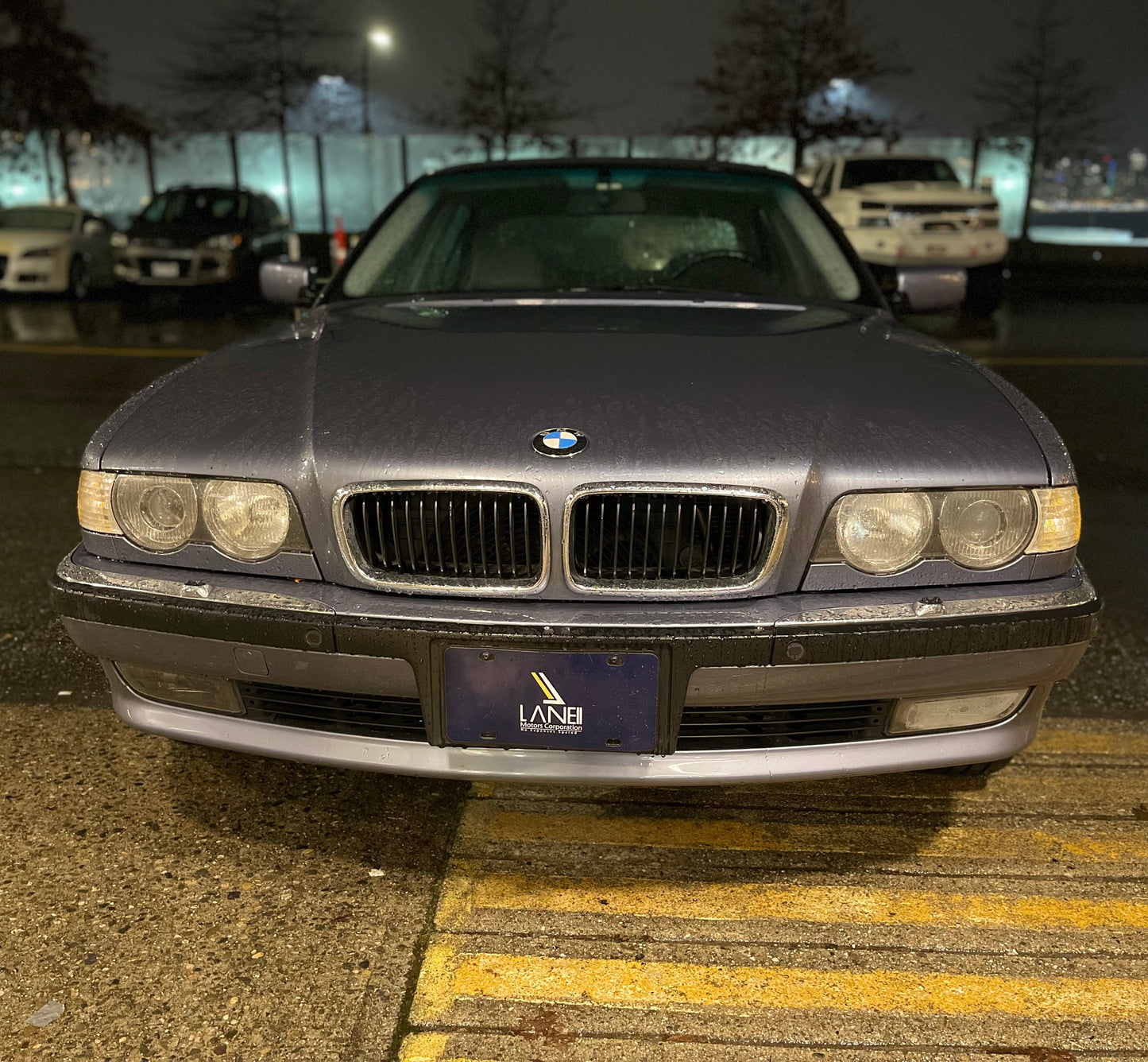 2001 BMW 740iL