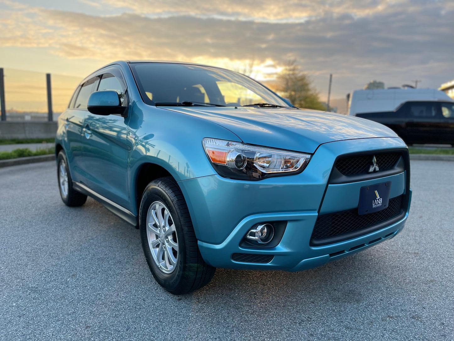 2011 Mitsubishi RVR SE