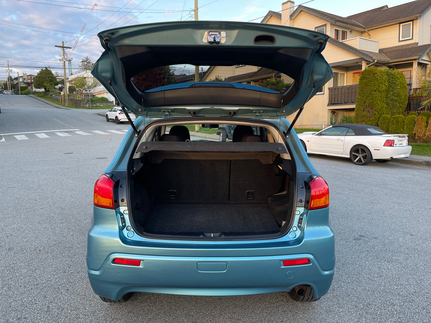 2011 Mitsubishi RVR SE