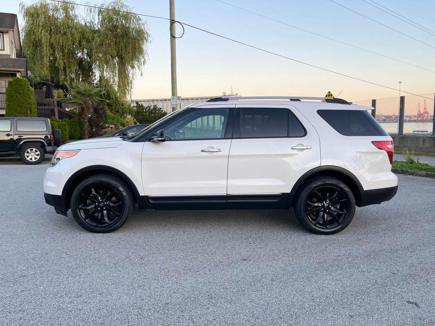 2014 Ford Explorer XLT Premium