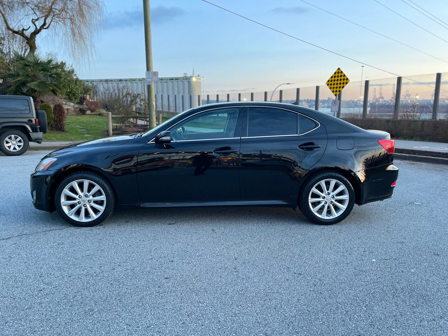 2010 LEXUS IS250