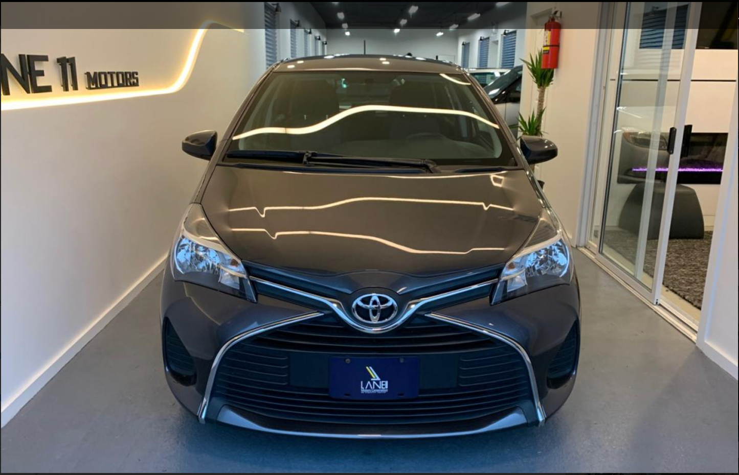 2015 Toyota Yaris LE