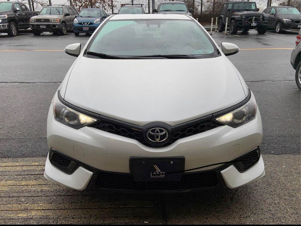 2017 TOYOTA COROLLA iM