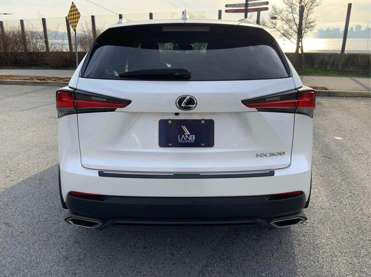 2018 LEXUS NX300 T