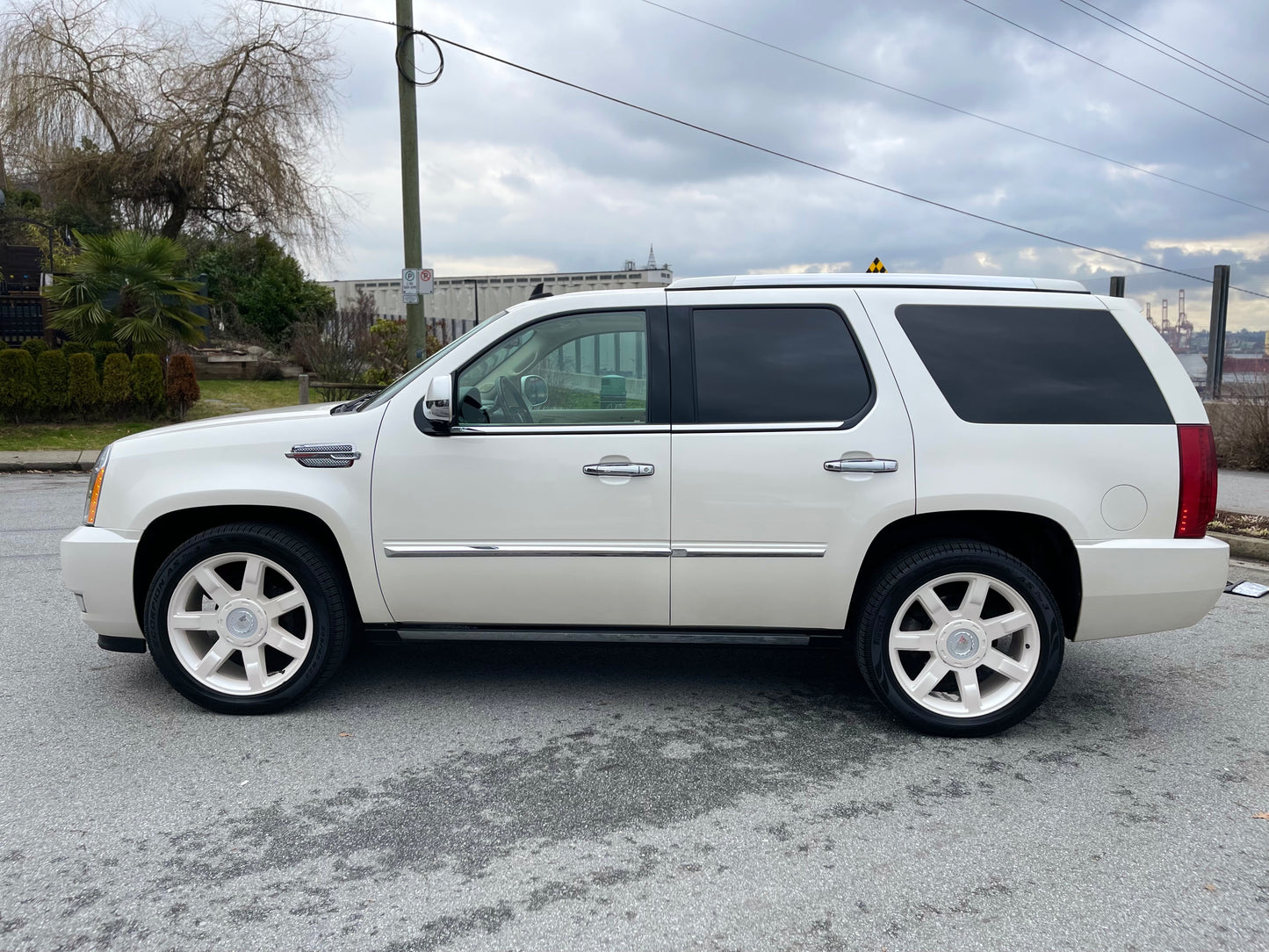 2007 CADILLAC ESCALADE LUXURY