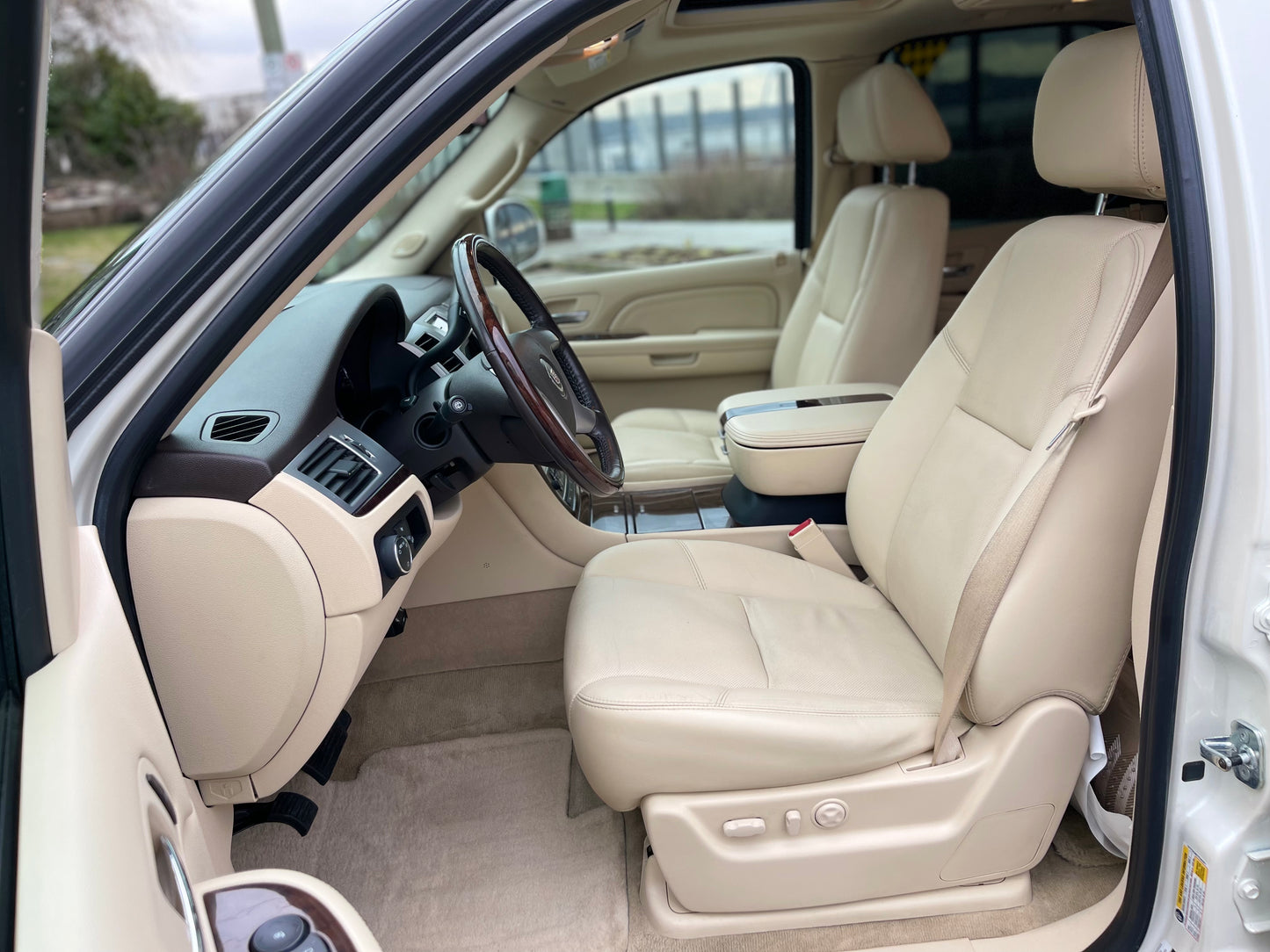 2007 CADILLAC ESCALADE LUXURY