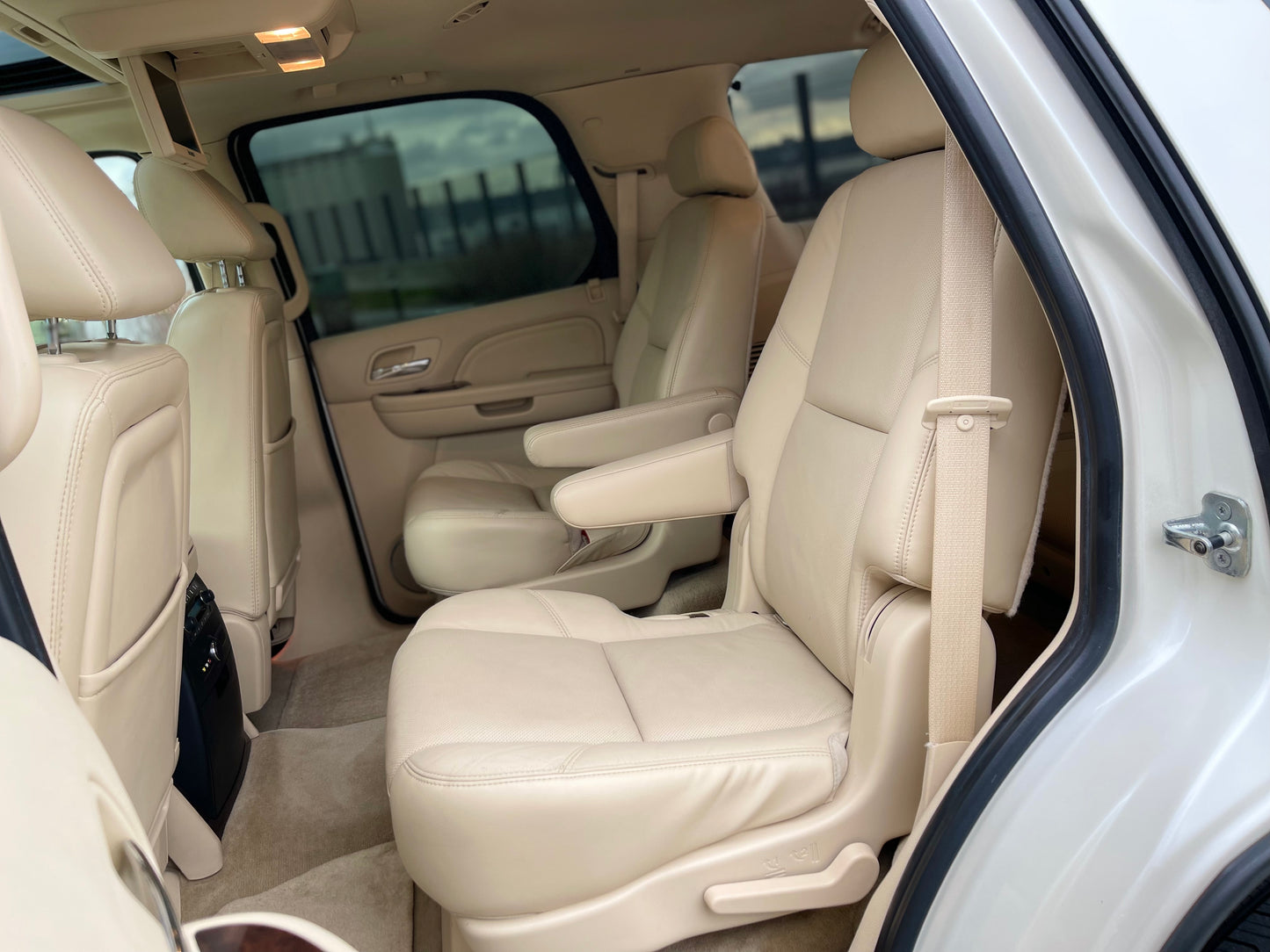 2007 CADILLAC ESCALADE LUXURY