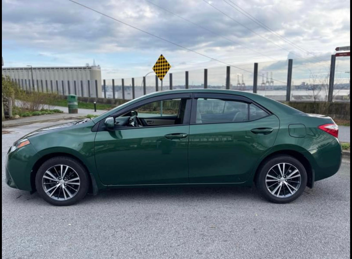 2016 TOYOTA Corolla CVT LE