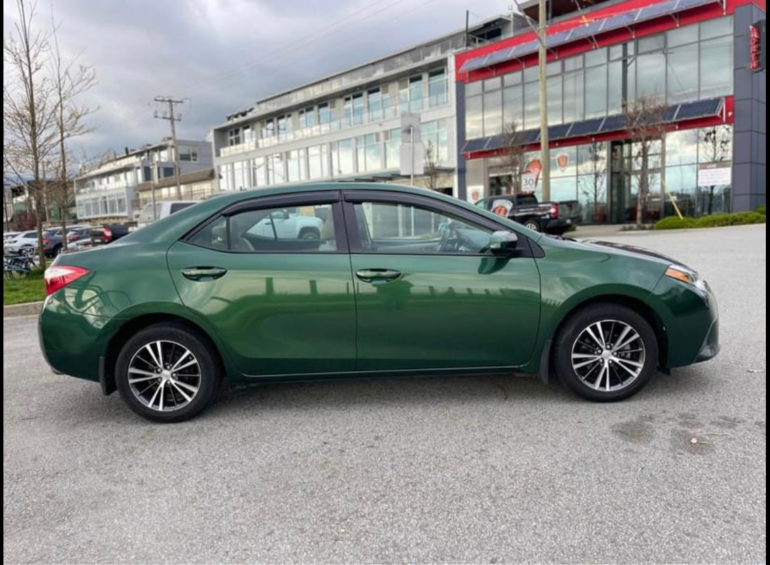 2016 TOYOTA Corolla CVT LE